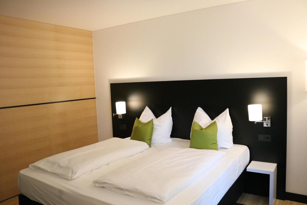 Au Hotel By Wmm Hotels Aurach Bagian luar foto